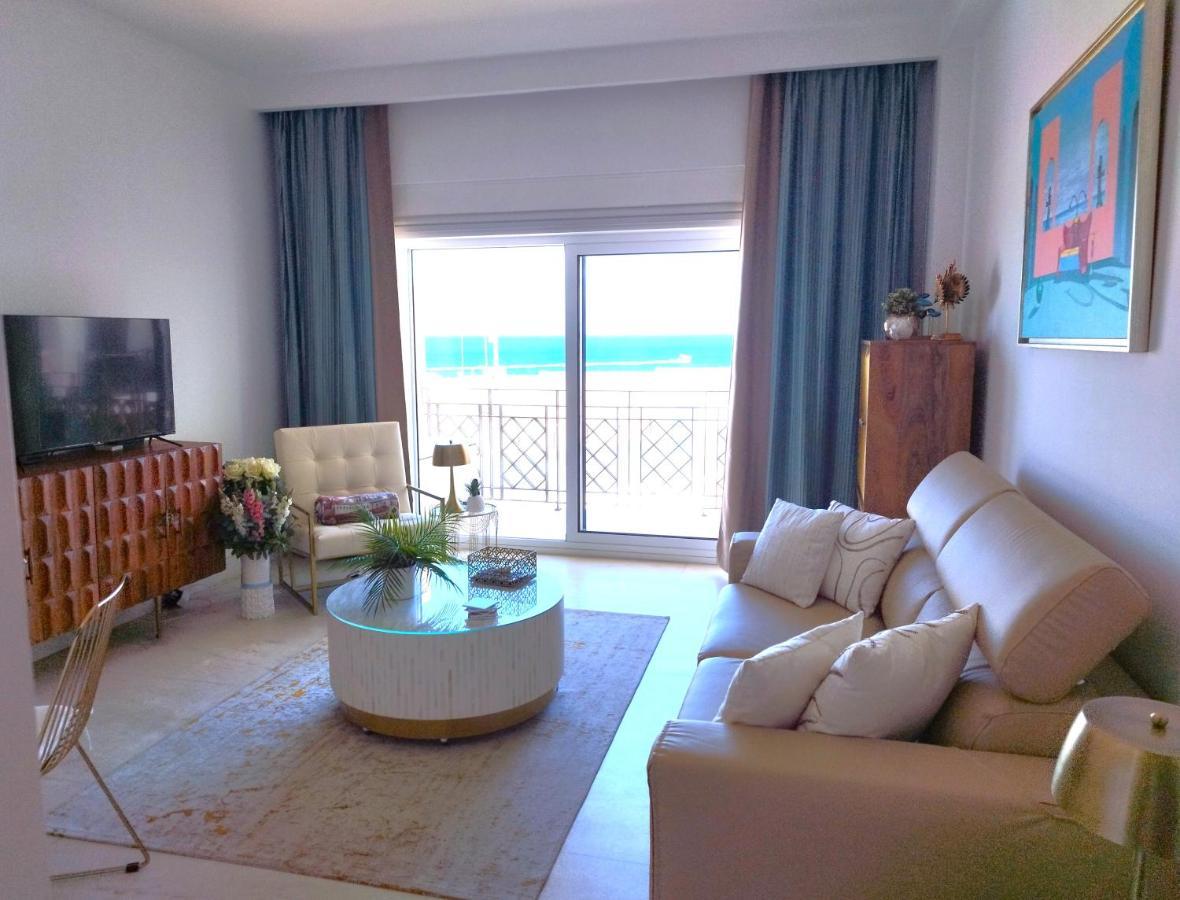 Potato Beach Apartment At Beach Front & Sea View Lagos Exteriör bild